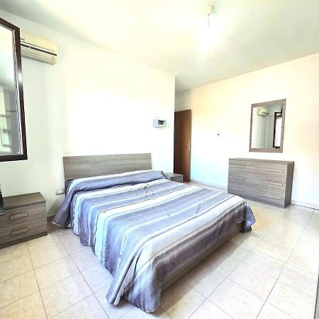 Casa Amelia Oristano, 10 Minutes From The Beaches Exterior photo