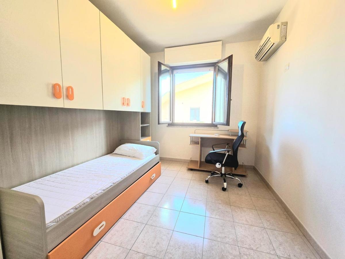 Casa Amelia Oristano, 10 Minutes From The Beaches Exterior photo