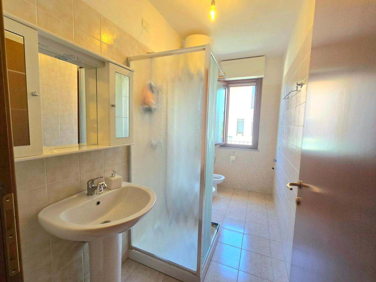 Casa Amelia Oristano, 10 Minutes From The Beaches Exterior photo