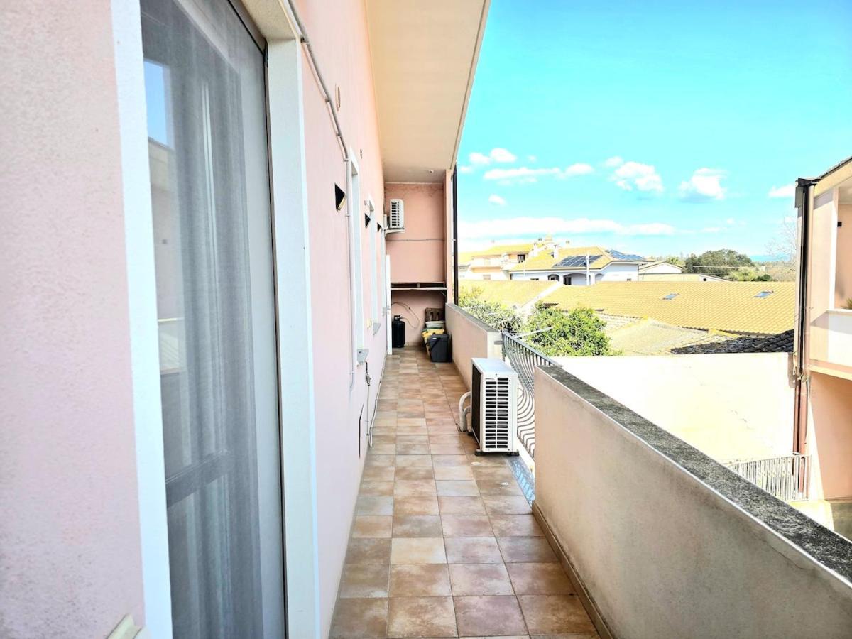 Casa Amelia Oristano, 10 Minutes From The Beaches Exterior photo
